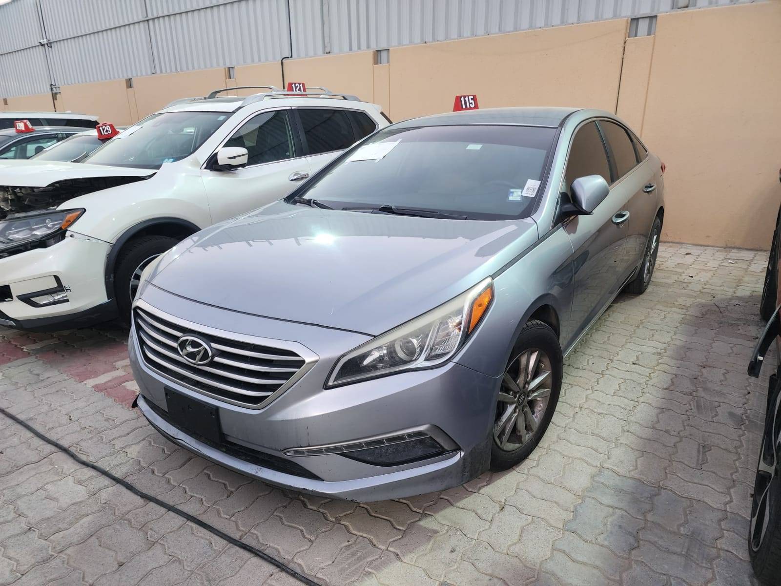HYUNDAI SONATA