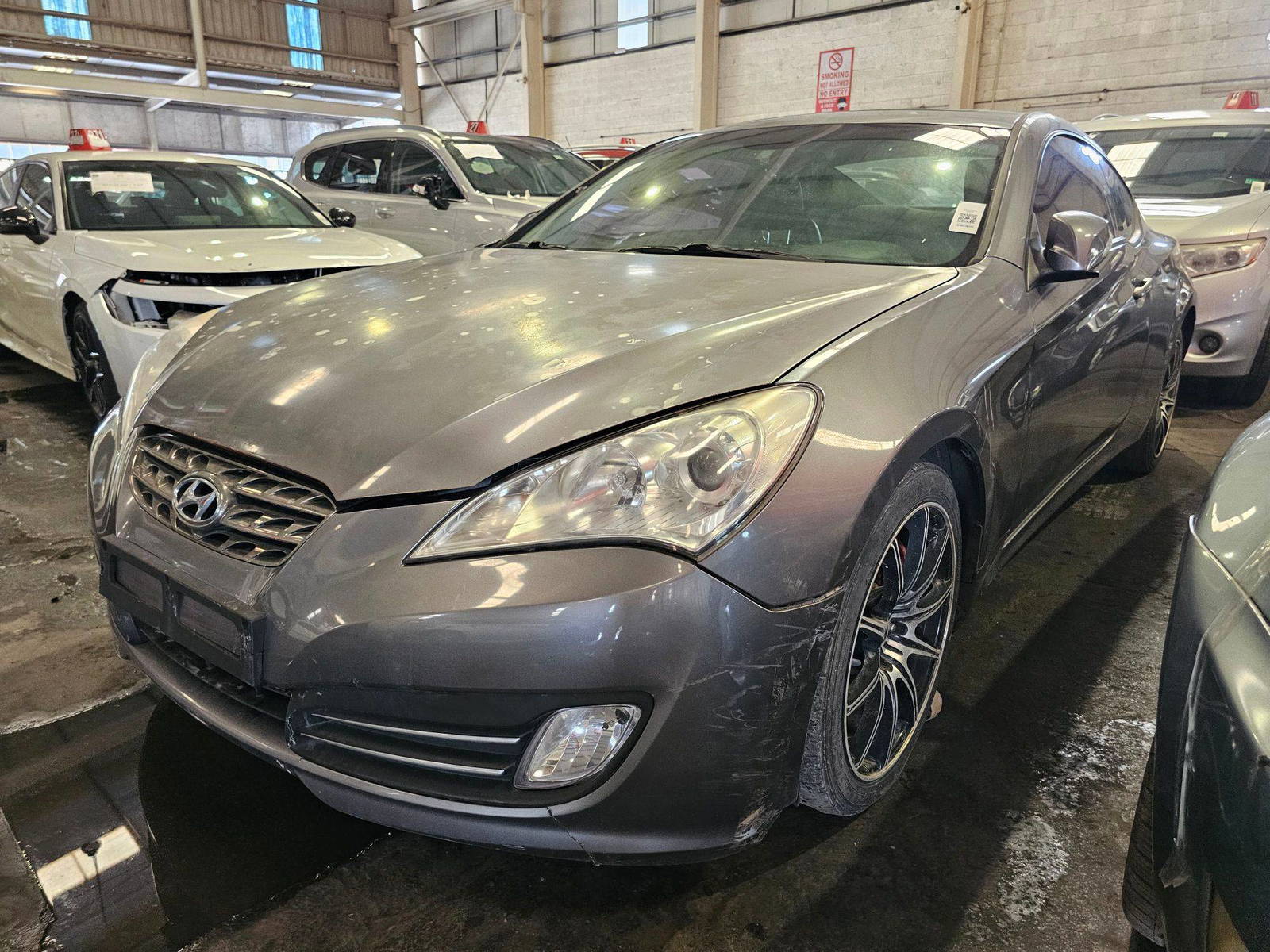 HYUNDAI GENESIS 2010 - Marhaba Auction Used Cars - Image 5