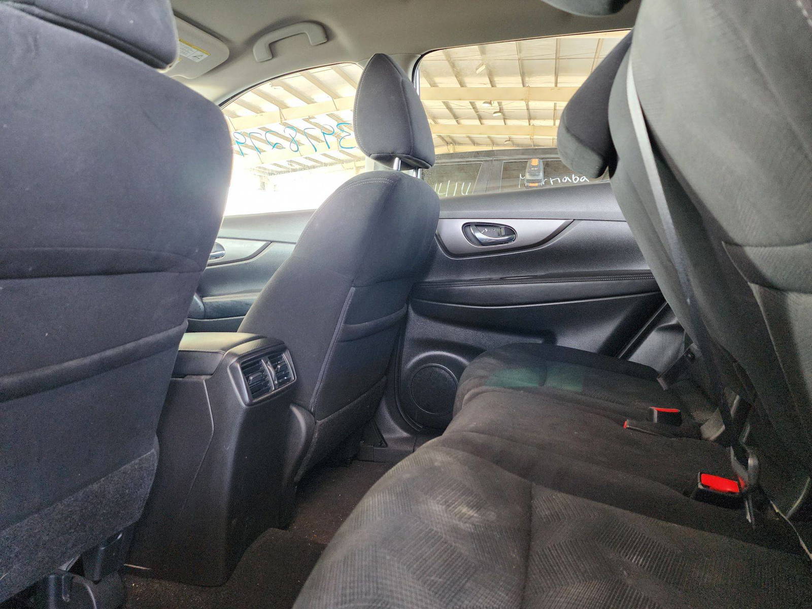 2015 NISSAN ROGUE — 133896 Miles — Lot 39782797 — Souq - Marhaba Auctions Used Cars - Image 6