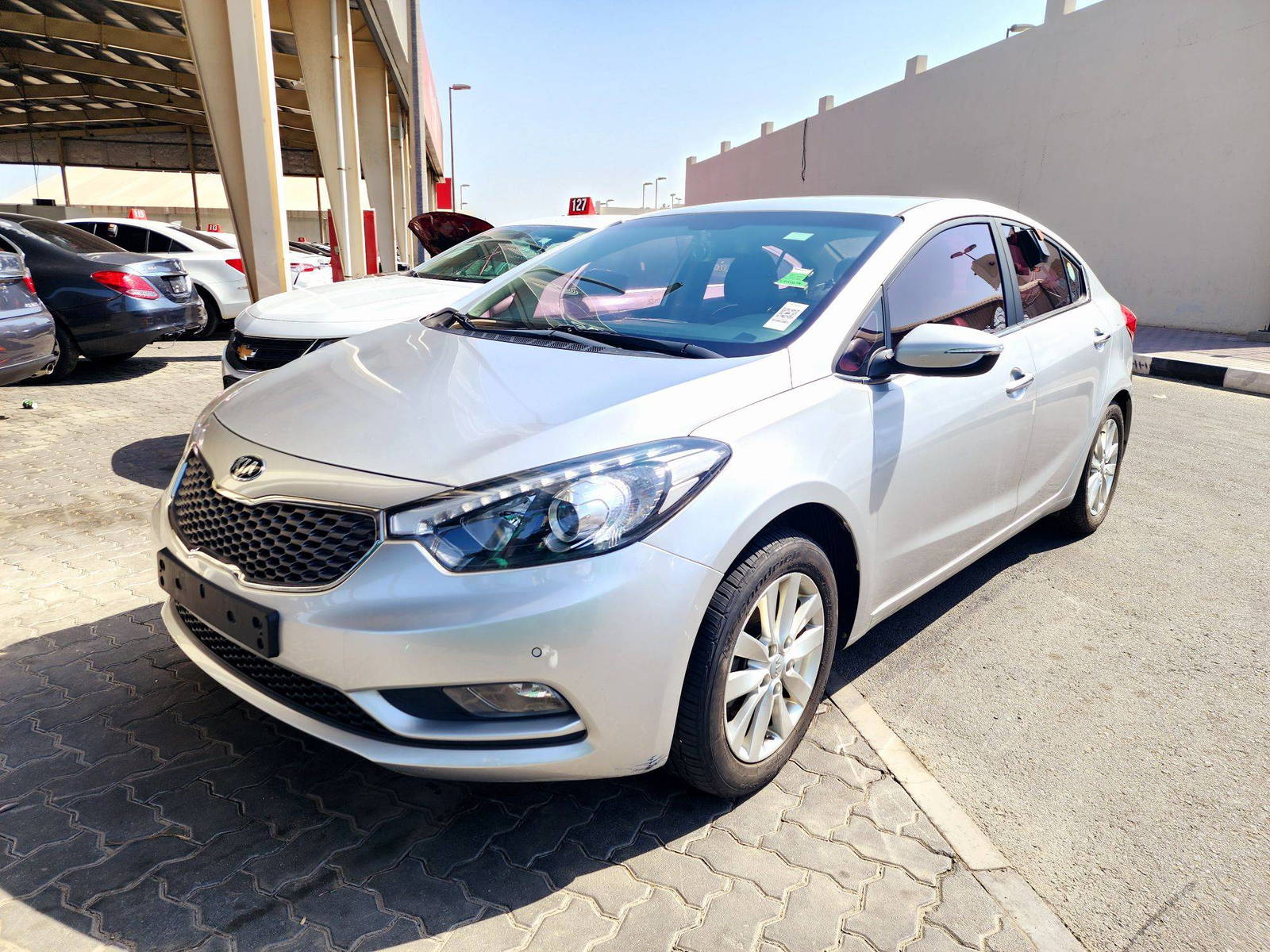 2013 KIA K3 — 140010 KM — Lot 801897 — Souq - Marhaba Auctions Used Cars - Image 5