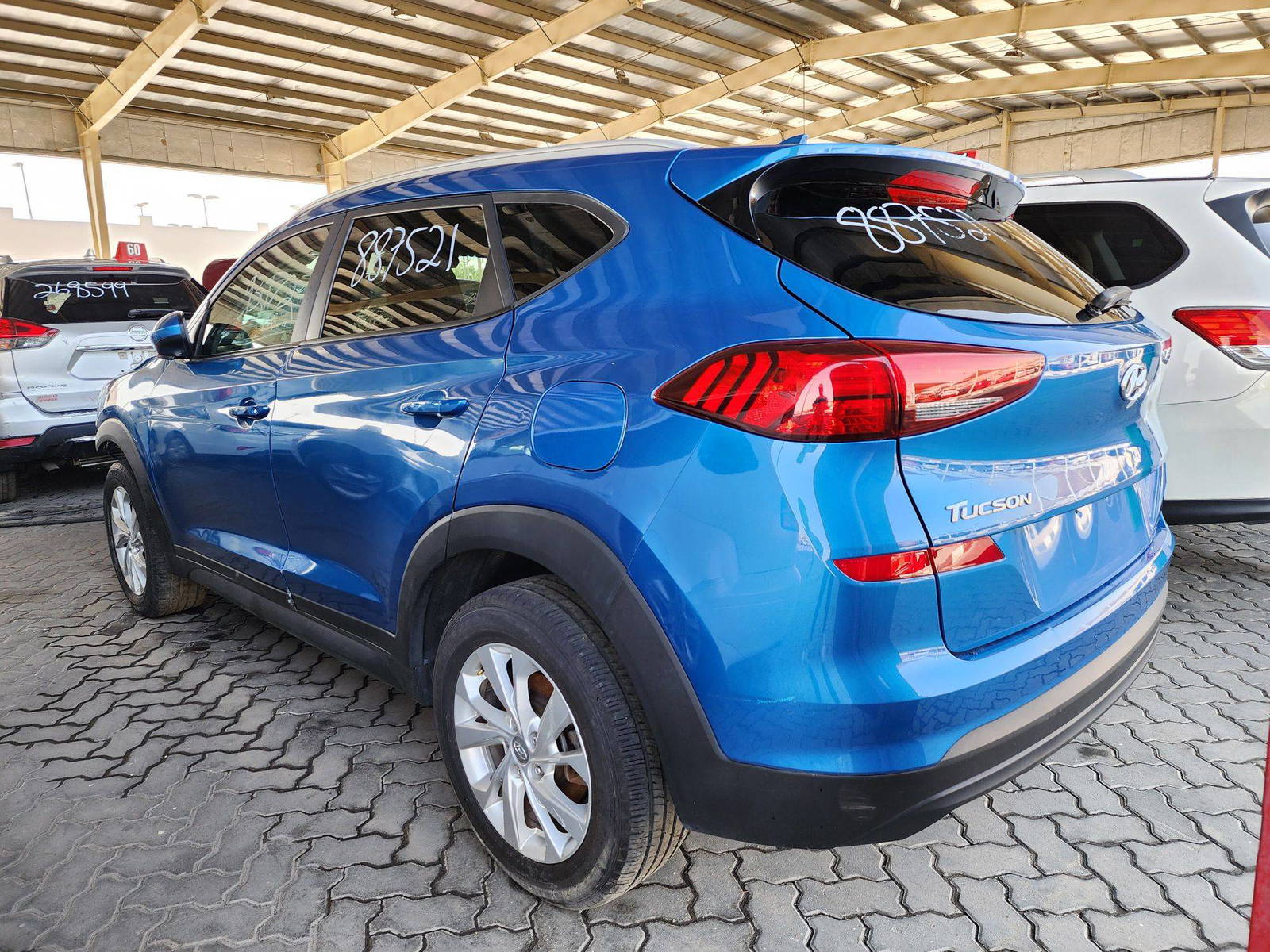 2019 HYUNDAI TUCSON — 93172 Miles — Lot 39246937 — Souq - Marhaba Auctions Used Cars - Image 3