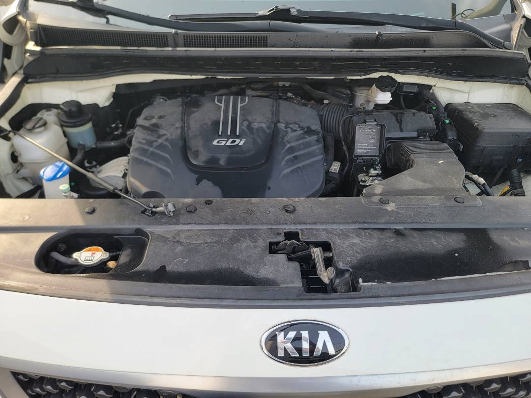 2016 KIA SEDONA — 107911 Miles — Lot 8G6101548 — Main - Marhaba Auctions Used Cars - Image 11