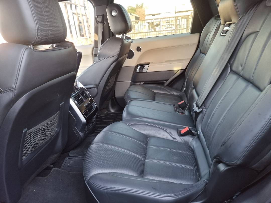 2017 LAND ROVER RANGE ROVER SPORT — 132427 Miles — Lot 37334 — Main - Marhaba Auctions Used Cars - Image 6