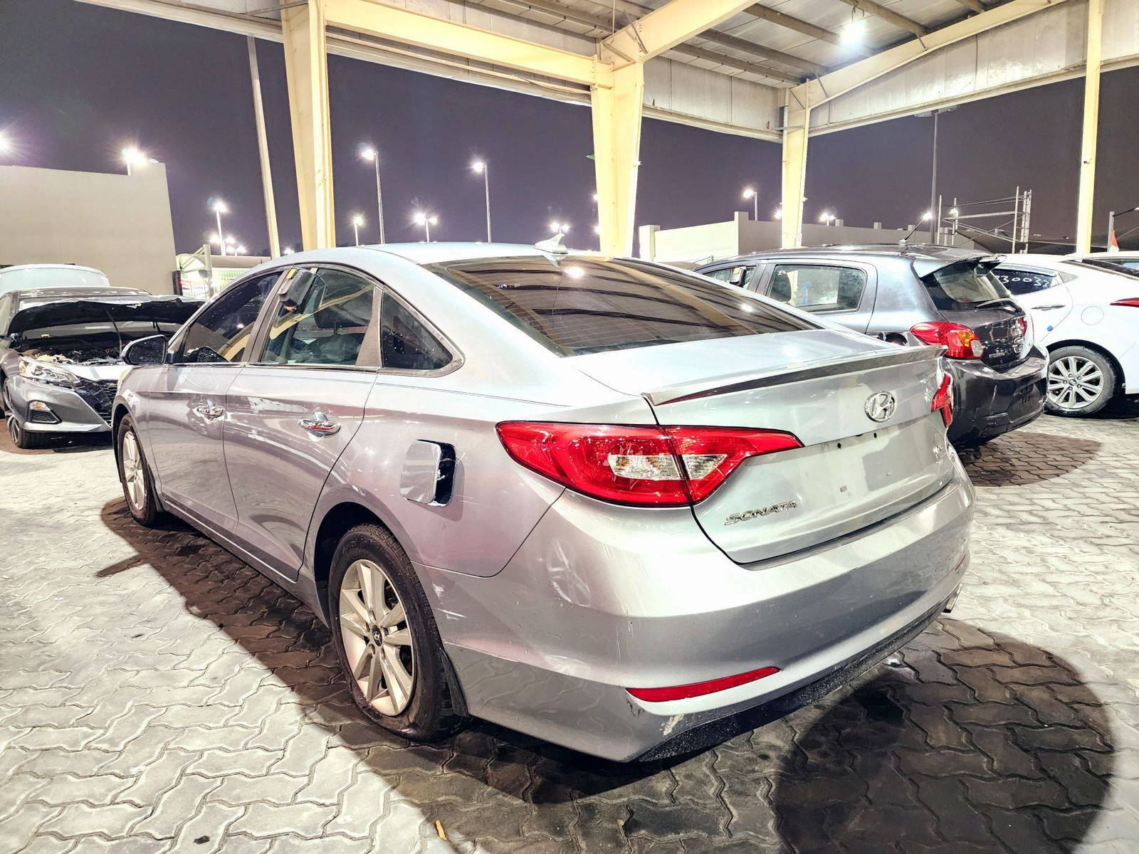 2015 HYUNDAI SONATA — 259108 Miles — Lot 71036394 — Souq - Marhaba Auctions Used Cars - Image 3