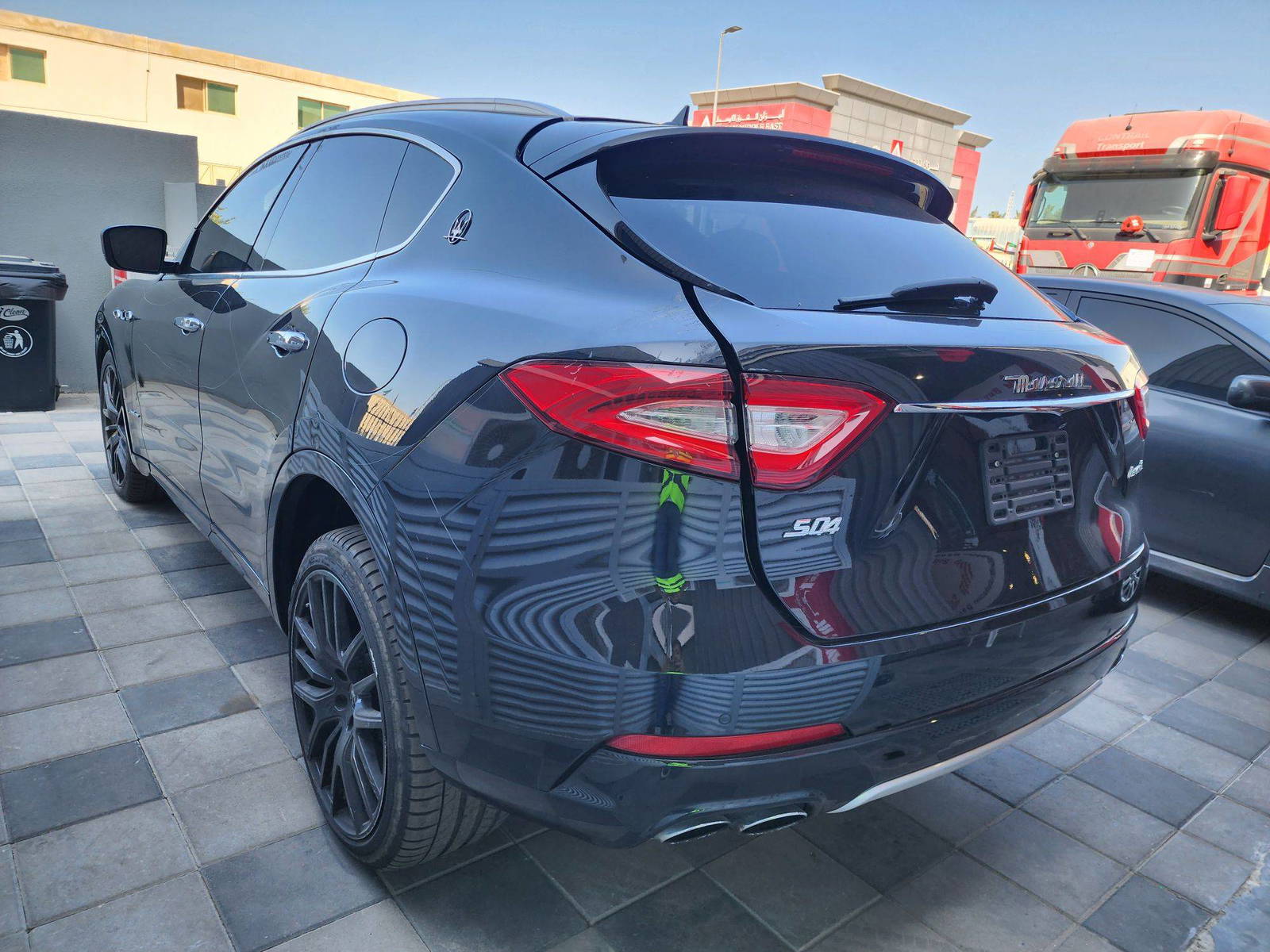 2018 MASERATI LEVANTE — 73139 Miles — Lot 57487424 — Main - Marhaba Auctions Used Cars - Image 5