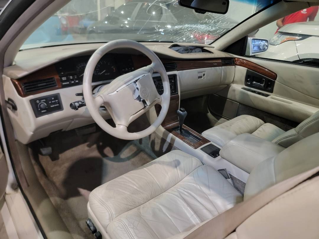 1995 CADILLAC ELDORADO — 104406 KM — Lot SU617406 — Main - Marhaba Auctions Used Cars - Image 8