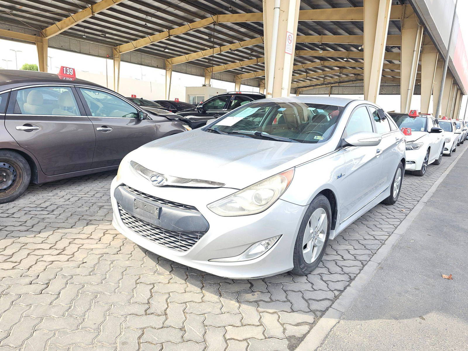 2012 HYUNDAI SONATA — 173096 Miles — Lot 4CA043644 — Souq - Marhaba Auctions Used Cars - Image 5