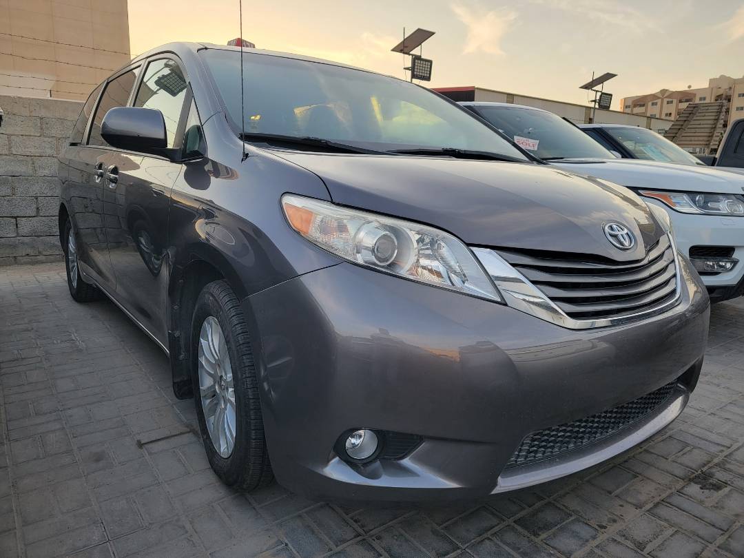2011 TOYOTA SIENNA — 181327 Miles — Lot 065840 — Main - Marhaba Auctions Used Cars - Image 3