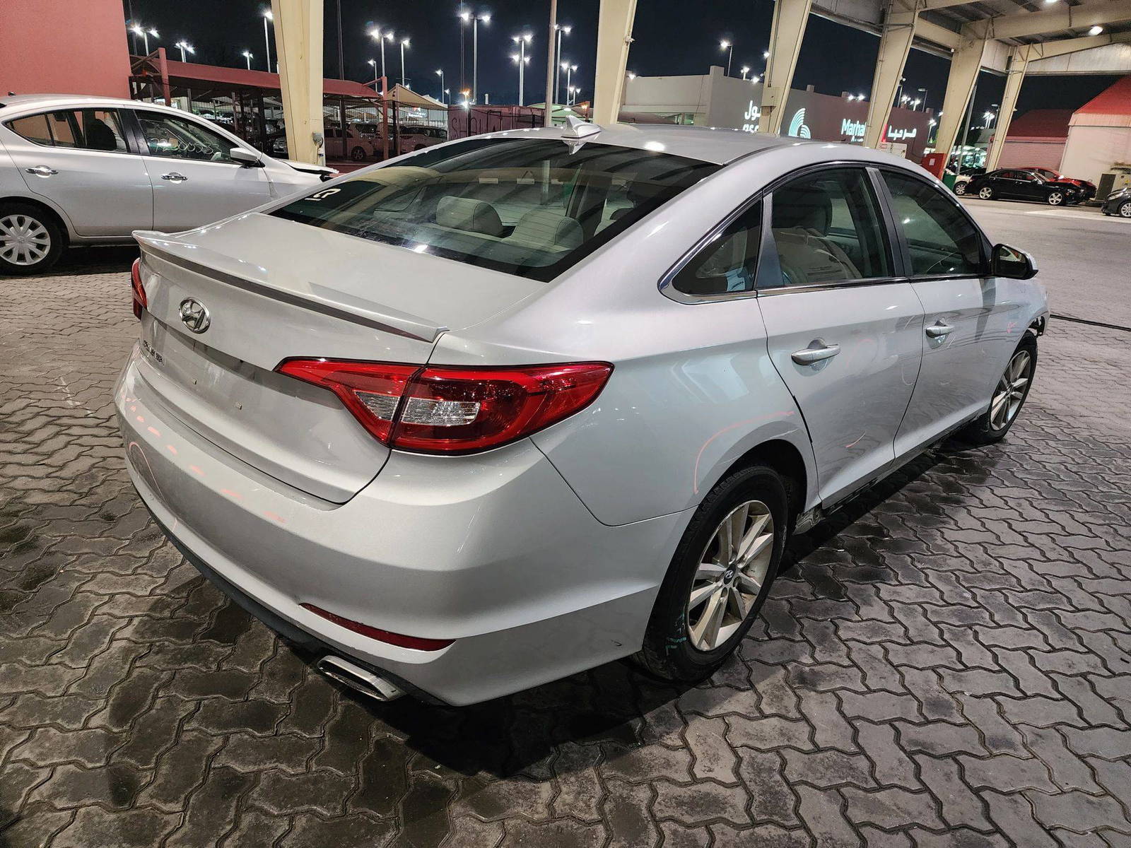 2015 HYUNDAI SONATA — 147435 Miles — Lot 37908091 - Marhaba Auctions Used Cars - Image 4
