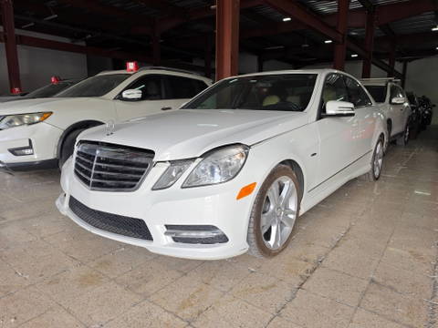 2012 MERCEDES BENZ E 350 at Marhaba Auctions