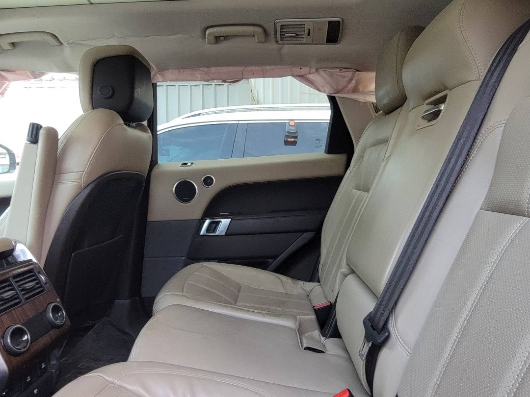 2018 LAND ROVER RANGE ROVER SPORT HSE — 95110 Miles — Lot JA191669 — Main - Marhaba Auctions Used Cars - Image 8