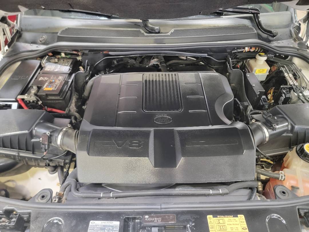 2010 LAND ROVER RANGE ROVER SPORT — 209154 Miles — Lot AA246763 - Marhaba Auctions Used Cars - Image 9