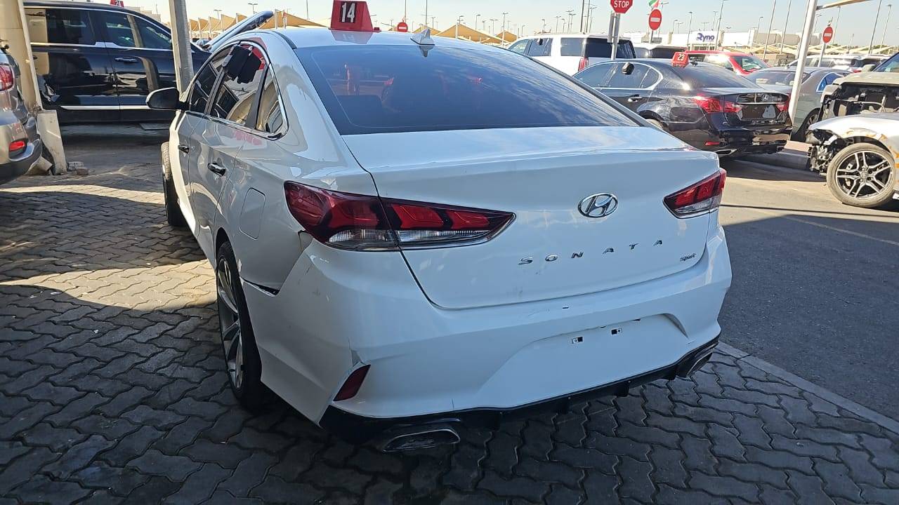 2019 HYUNDAI SONATA — 155606 KM — Lot KH774707 — Souq - Marhaba Auctions Used Cars - Image 10