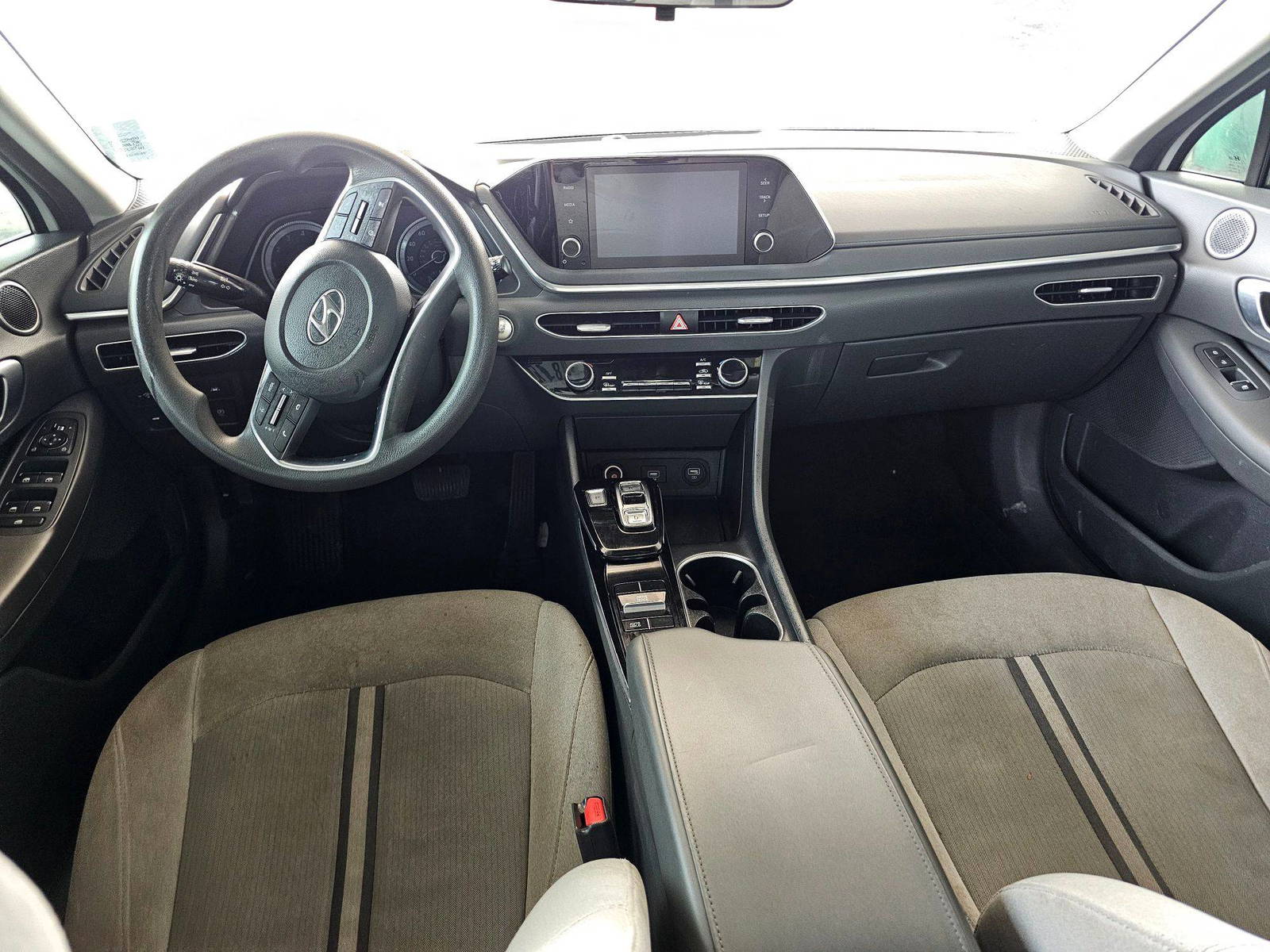 HYUNDAI SONATA 2020 - Marhaba Auction Used Cars - Image 7