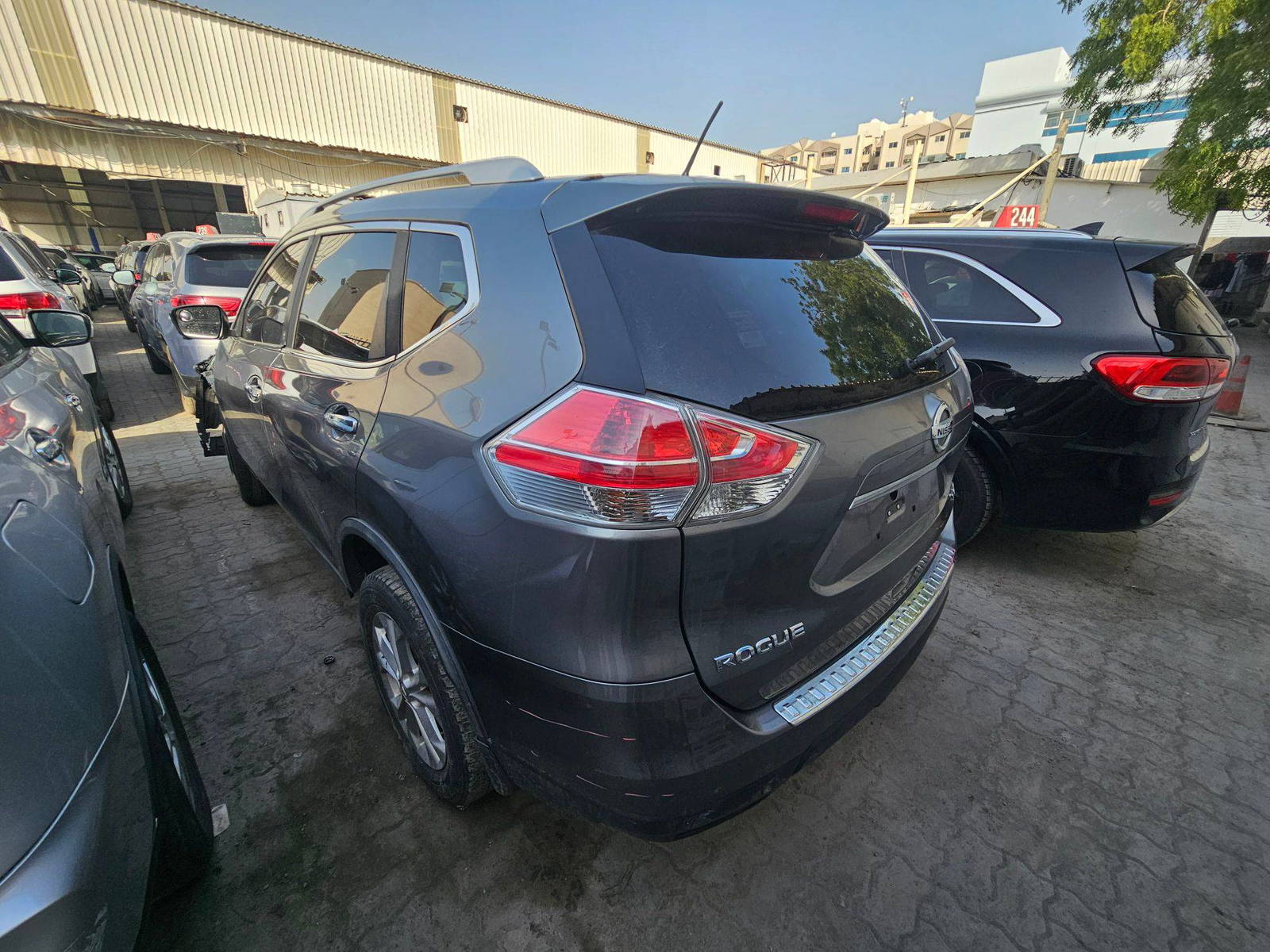 NISSAN ROGUE 2016 - Marhaba Auction Used Cars - Image 4