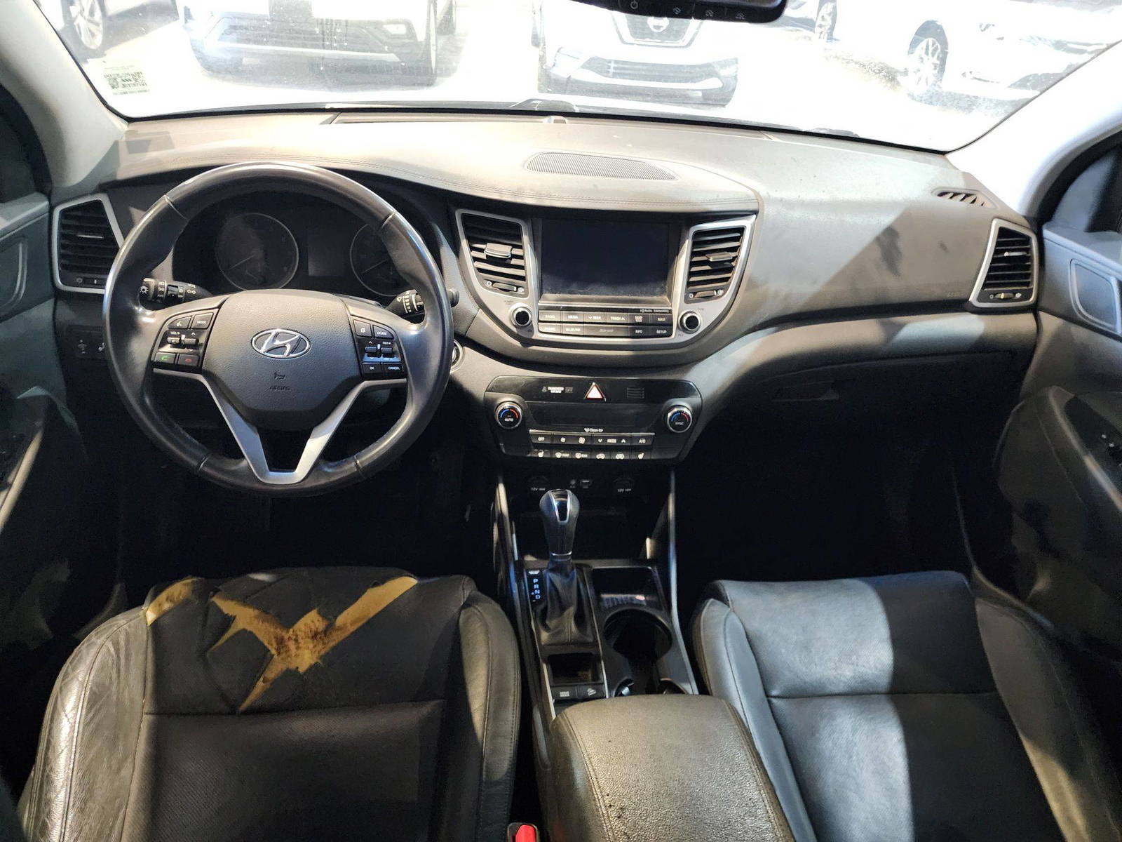 2016 HYUNDAI TUCSON — 116448 Miles — Lot 38922066 — Al Quoz - Marhaba Auctions Used Cars - Image 8