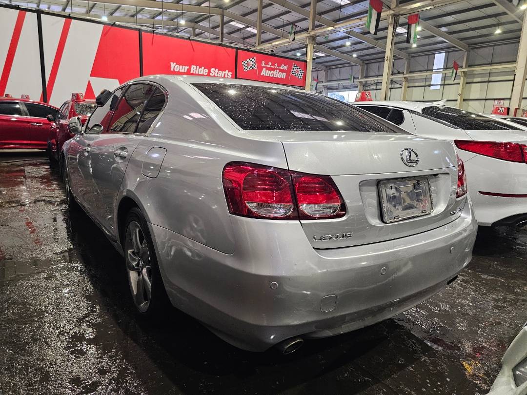 2010 LEXUS GS460 — 176412 KM — Lot 9A5003826 — Main - Marhaba Auctions Used Cars - Image 5