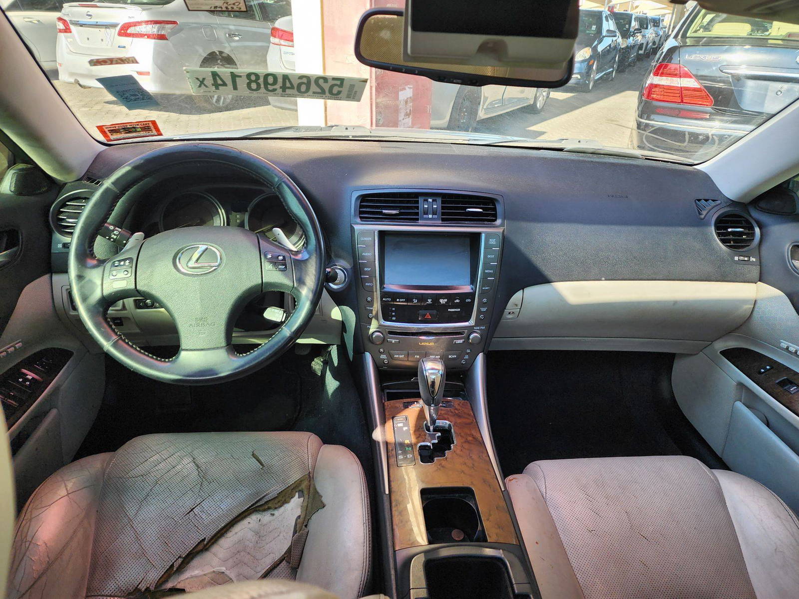 2009 LEXUS IS 250 — 189827 Miles — Lot 792031287 — Souq - Marhaba Auctions Used Cars - Image 7