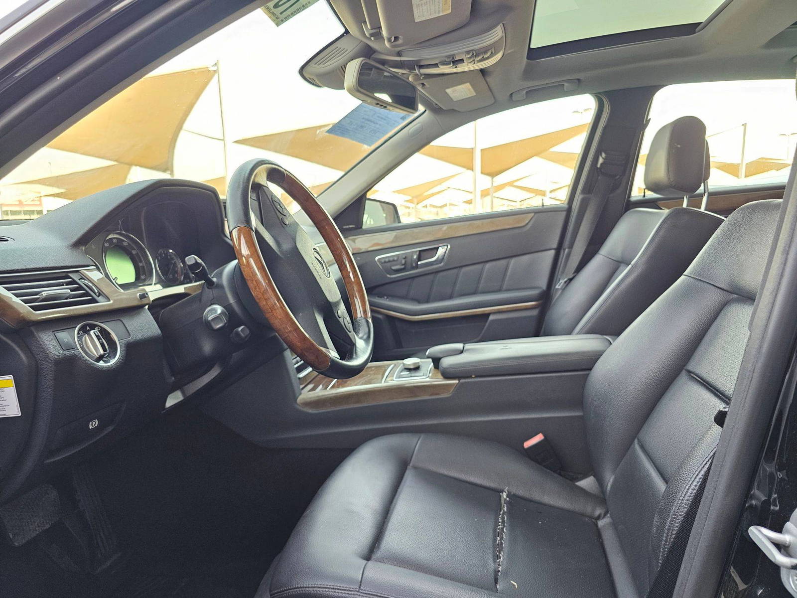 2011 MERCEDES BENZ E 350 — 113915 Miles — Lot 5BA333206 — Souq - Marhaba Auctions Used Cars - Image 9