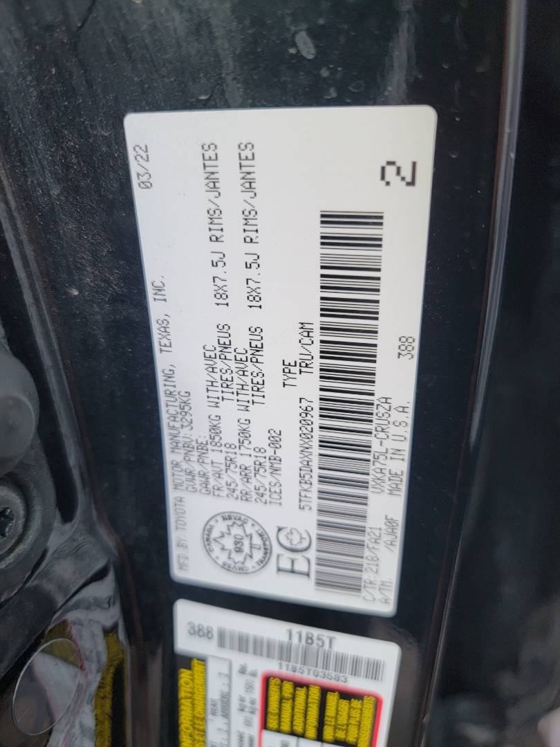 2022 TOYOTA TUNDRA — 54944 KM — Lot NX020967 — Main - Marhaba Auctions Used Cars - Image 9