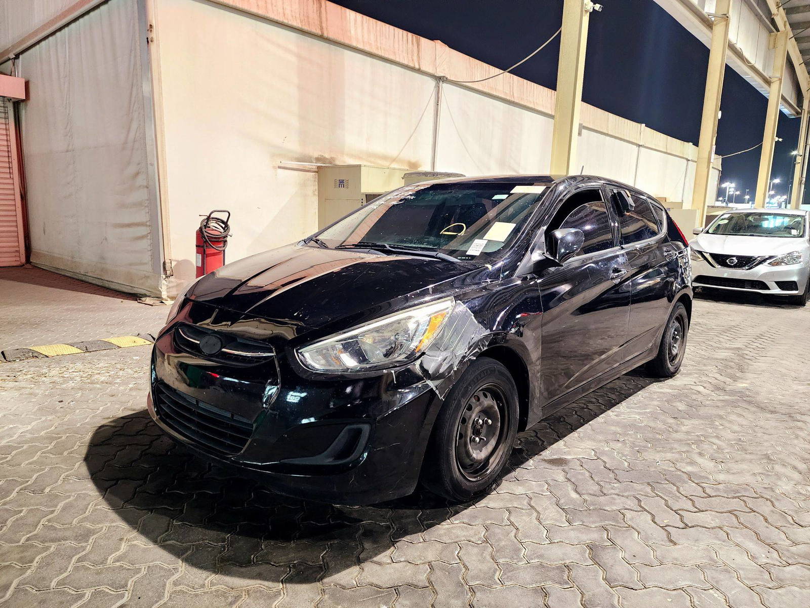 2017 HYUNDAI ACCENT — 95997 Miles — Lot 1296644 — Souq - Marhaba Auctions Used Cars - Image 5
