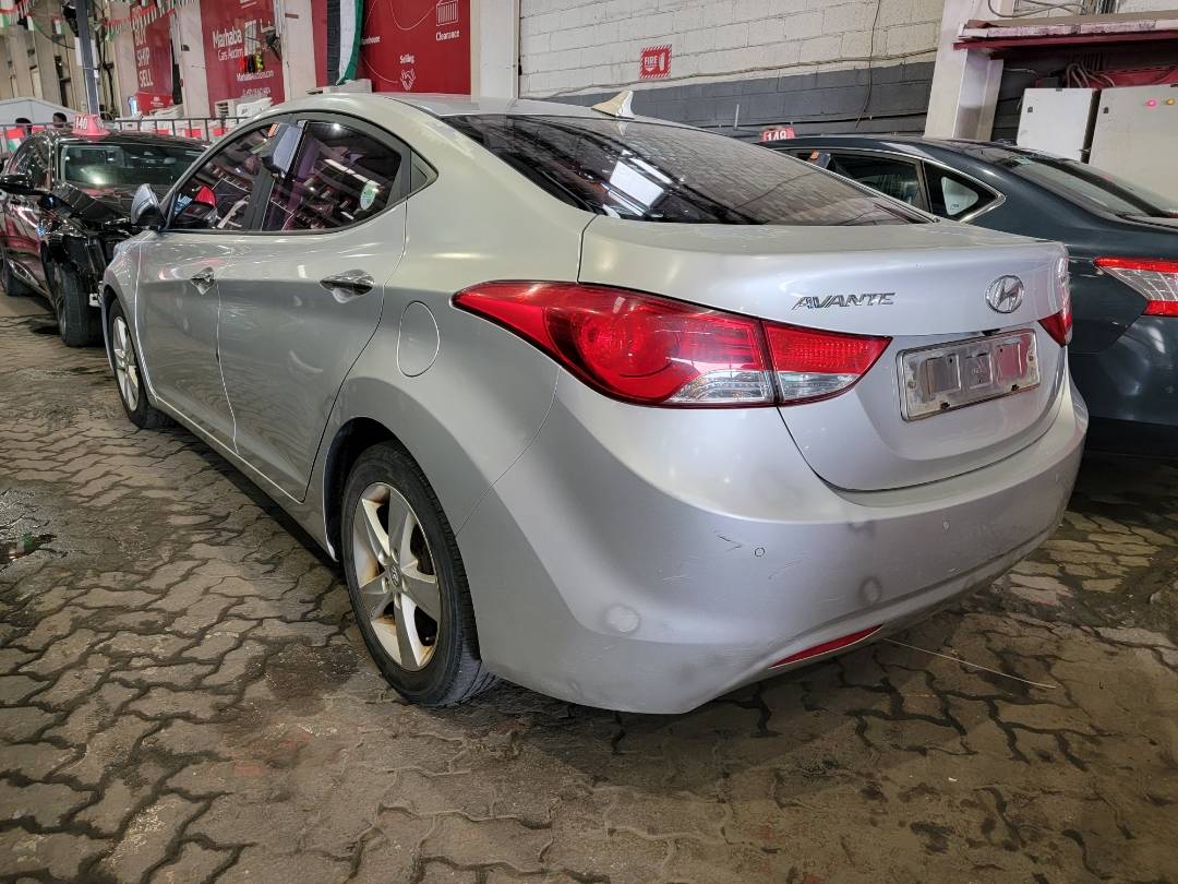 2011 HYUNDAI AVANTE — 190512 KM — Lot U171310 — Main - Marhaba Auctions Used Cars - Image 4