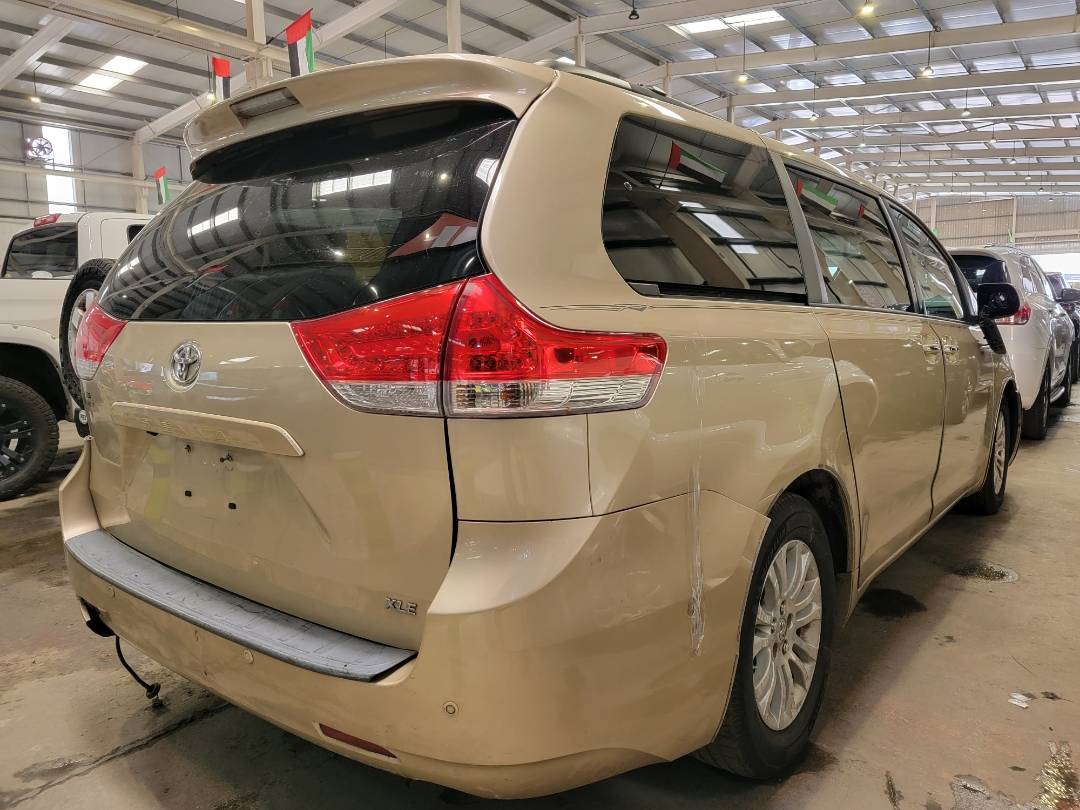 2011 TOYOTA SIENNA — 205767 Miles — Lot 37704394 - Marhaba Auctions Used Cars - Image 11