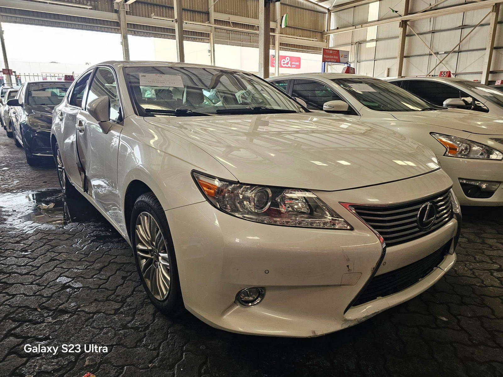 2015 LEXUS ES 350 — 125609 Miles — Lot 94075015 — Main - Marhaba Auctions Used Cars - Image 4
