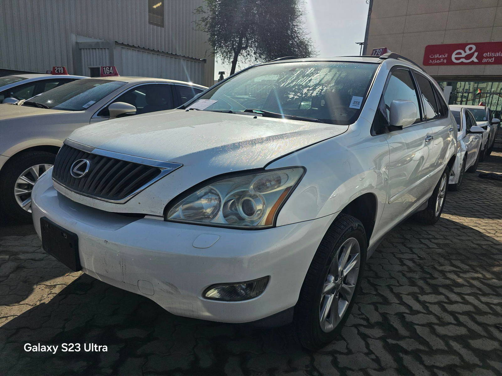 2009 LEXUS RX 350 — 224241 Miles — Lot 92390125 — Souq - Marhaba Auctions Used Cars - Image 3