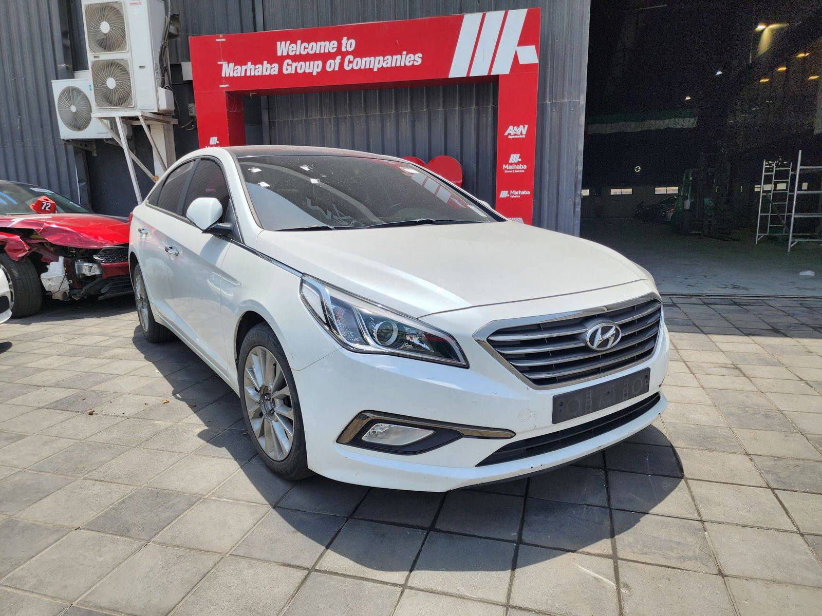 2015 HYUNDAI SONATA — 155738 KM — Lot CBFA097611 — Main - Marhaba Auctions Used Cars - Image 4
