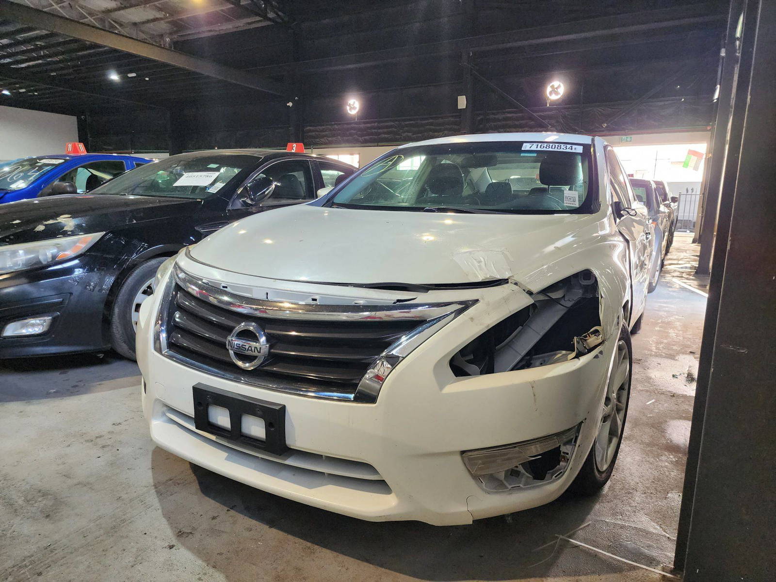 2013 NISSAN ALTIMA — 177625 KM — Lot 71680834 — Al Quoz - Marhaba Auctions Used Cars - Image 4