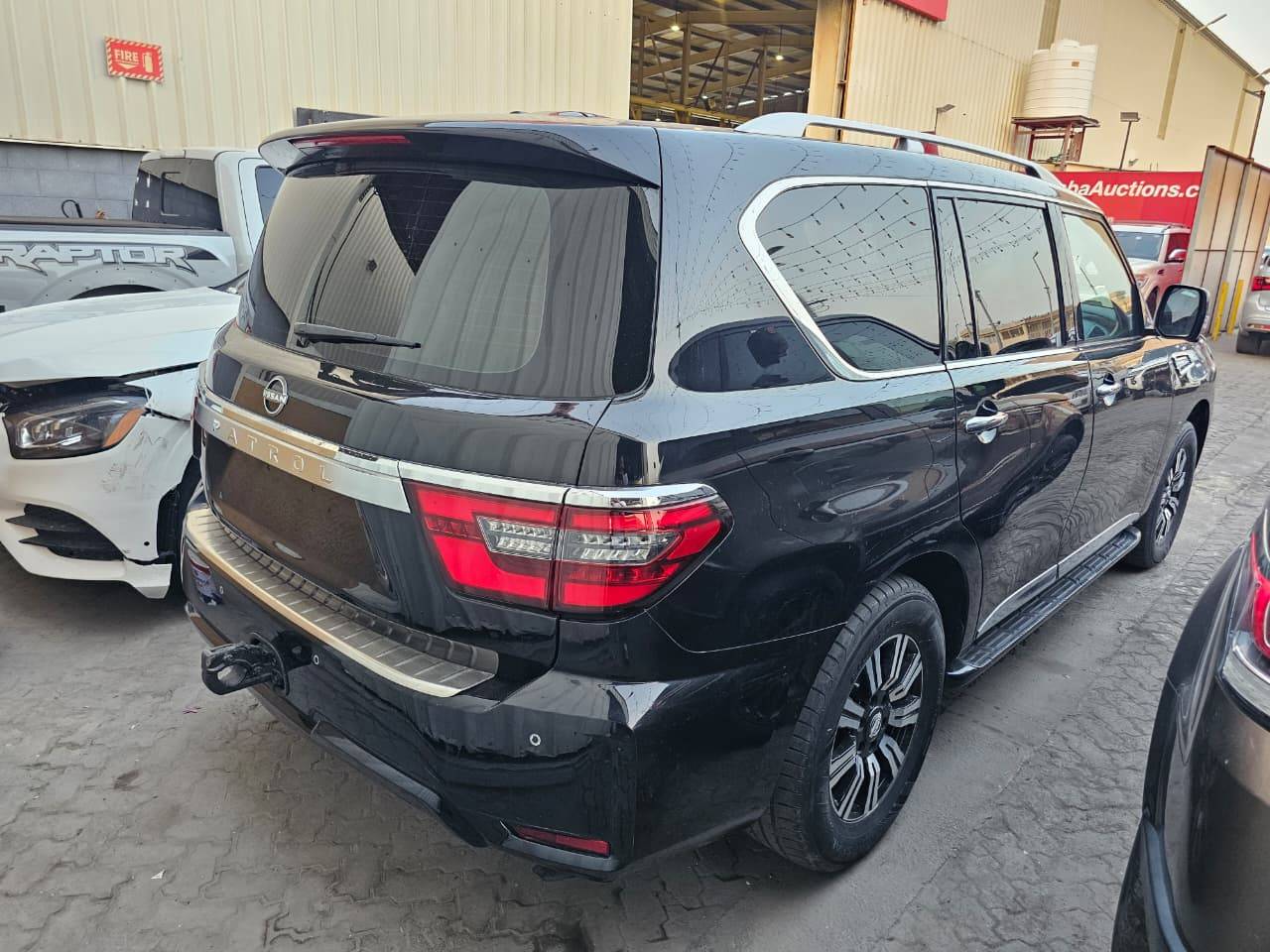 INFINITI QX56