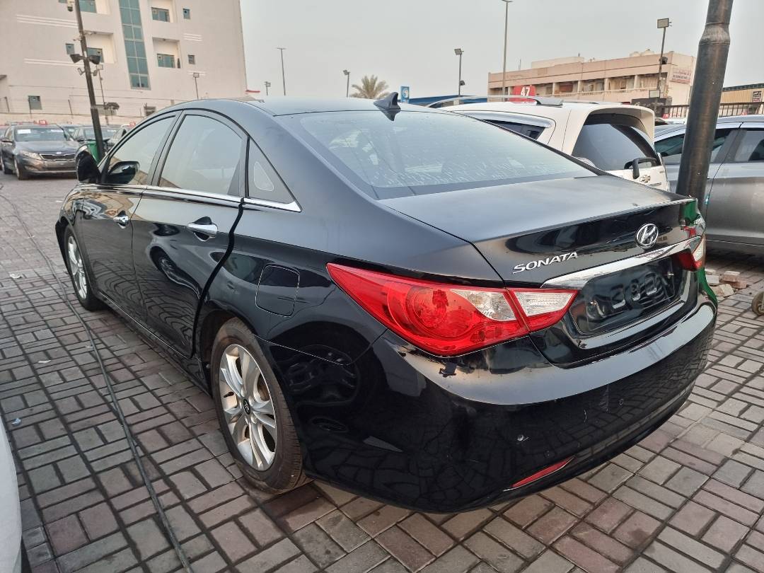 2012 HYUNDAI SONATA — 142052 KM — Lot 2154874 — Ind. 12 - Marhaba Auctions Used Cars - Image 5