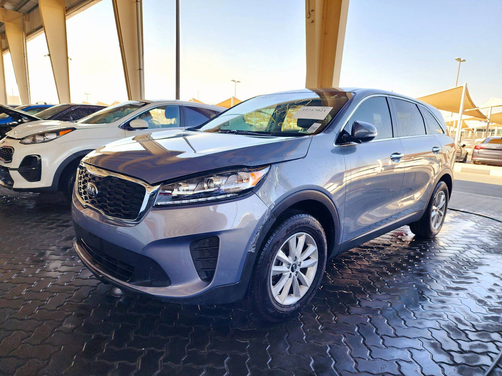 2020 KIA SORENTO — 60782 Miles — Lot 8LG664569 — Souq - Marhaba Auctions Used Cars - Image 5