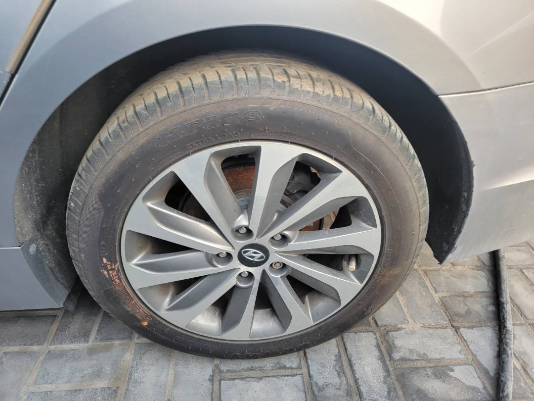 2015 HYUNDAI SONATA — 109383 Miles — Lot FH095902 — Main - Marhaba Auctions Used Cars - Image 6