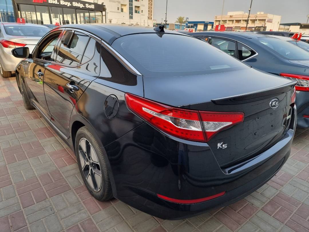 2011 KIA OPTIMA — 176274 Miles — Lot 38759610 — Souq - Marhaba Auctions Used Cars - Image 4