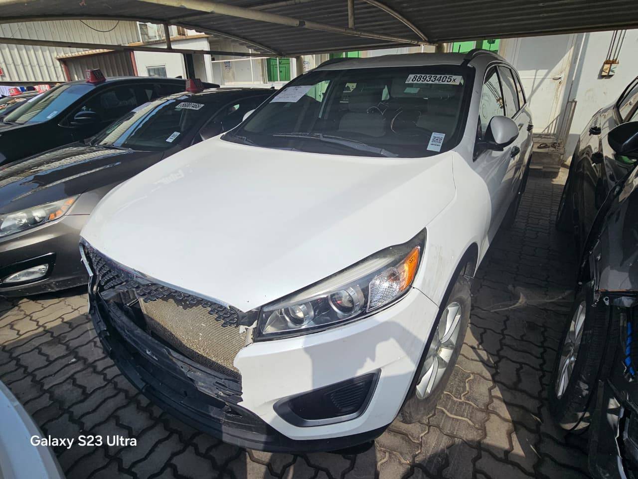 2017 KIA SORENTO — 165115 Miles — Lot G215595 — Souq - Marhaba Auctions Used Cars - Image 4