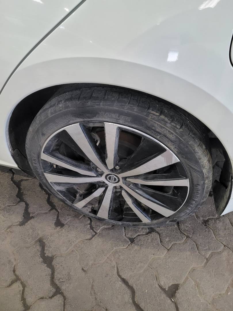 2020 NISSAN ALTIMA — 121869 Miles — Lot 40764814 — Main - Marhaba Auctions Used Cars - Image 9