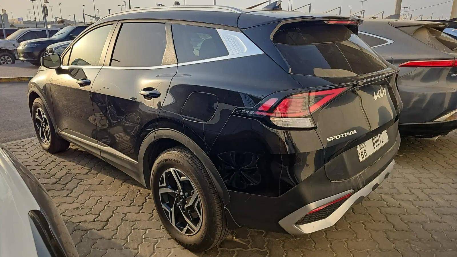 2025 KIA SPORTAGE — 15080 KM — Lot 9S7385667 — Souq - Marhaba Auctions Used Cars - Image 6