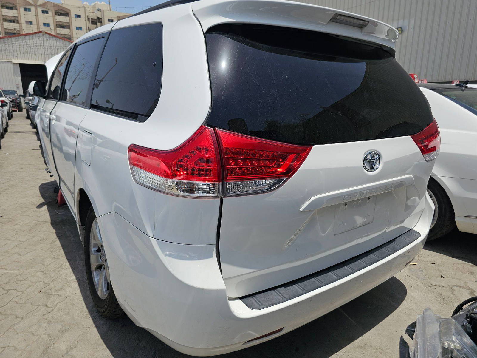 TOYOTA SIENNA 2012 - Marhaba Auction Used Cars - Image 3