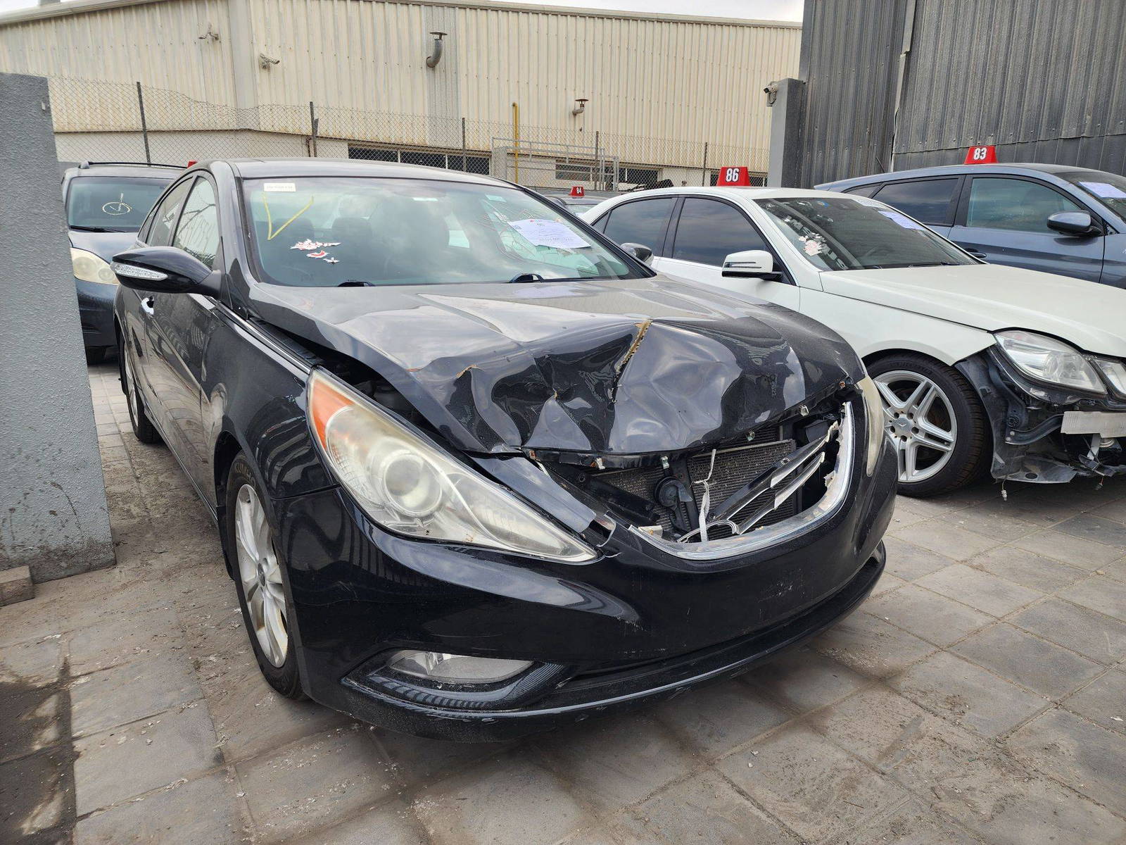 2011 HYUNDAI SONATA — 227486 Miles — Lot H144077 — Al Quoz - Marhaba Auctions Used Cars - Image 5