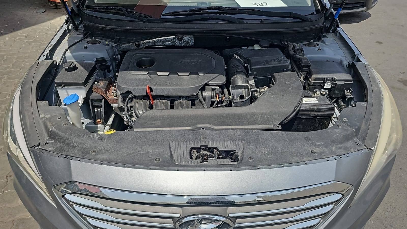 2015 HYUNDAI SONATA — 204571 Miles — Lot FH161156 — Souq - Marhaba Auctions Used Cars - Image 11