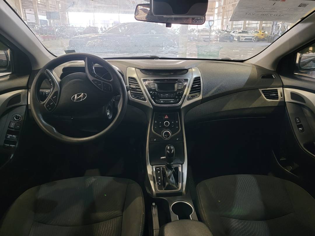 2015 HYUNDAI ELANTRA — 212300 KM — Lot H606426 — Main - Marhaba Auctions Used Cars - Image 8