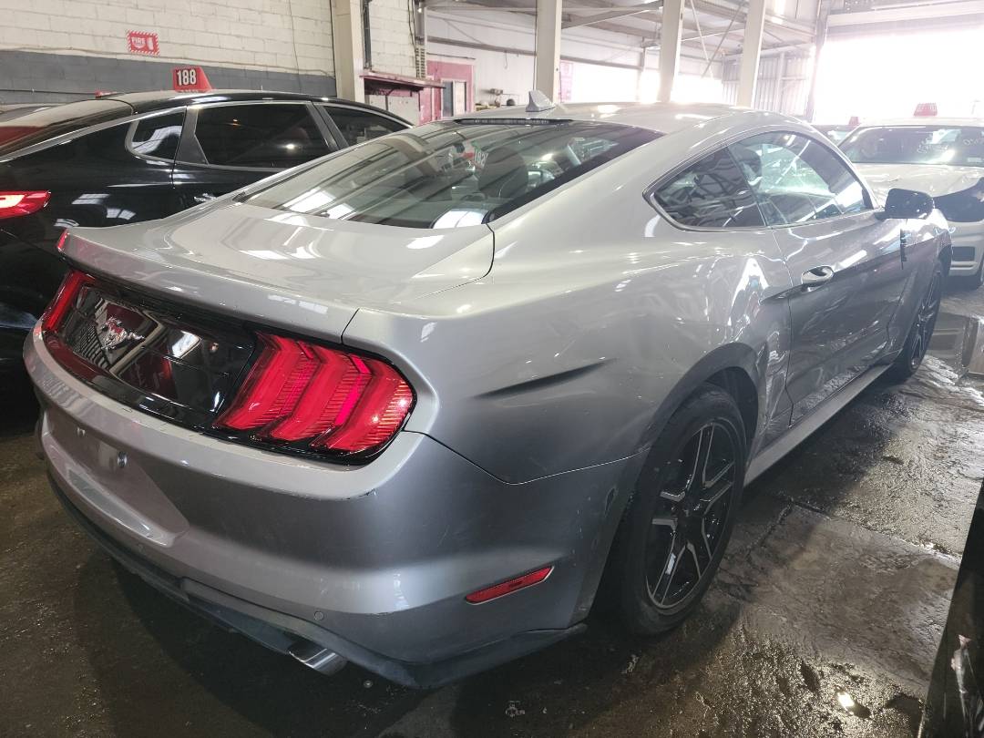 2022 FORD MUSTANG — 6330 Miles — Lot 132577 - Marhaba Auctions Used Cars - Image 4