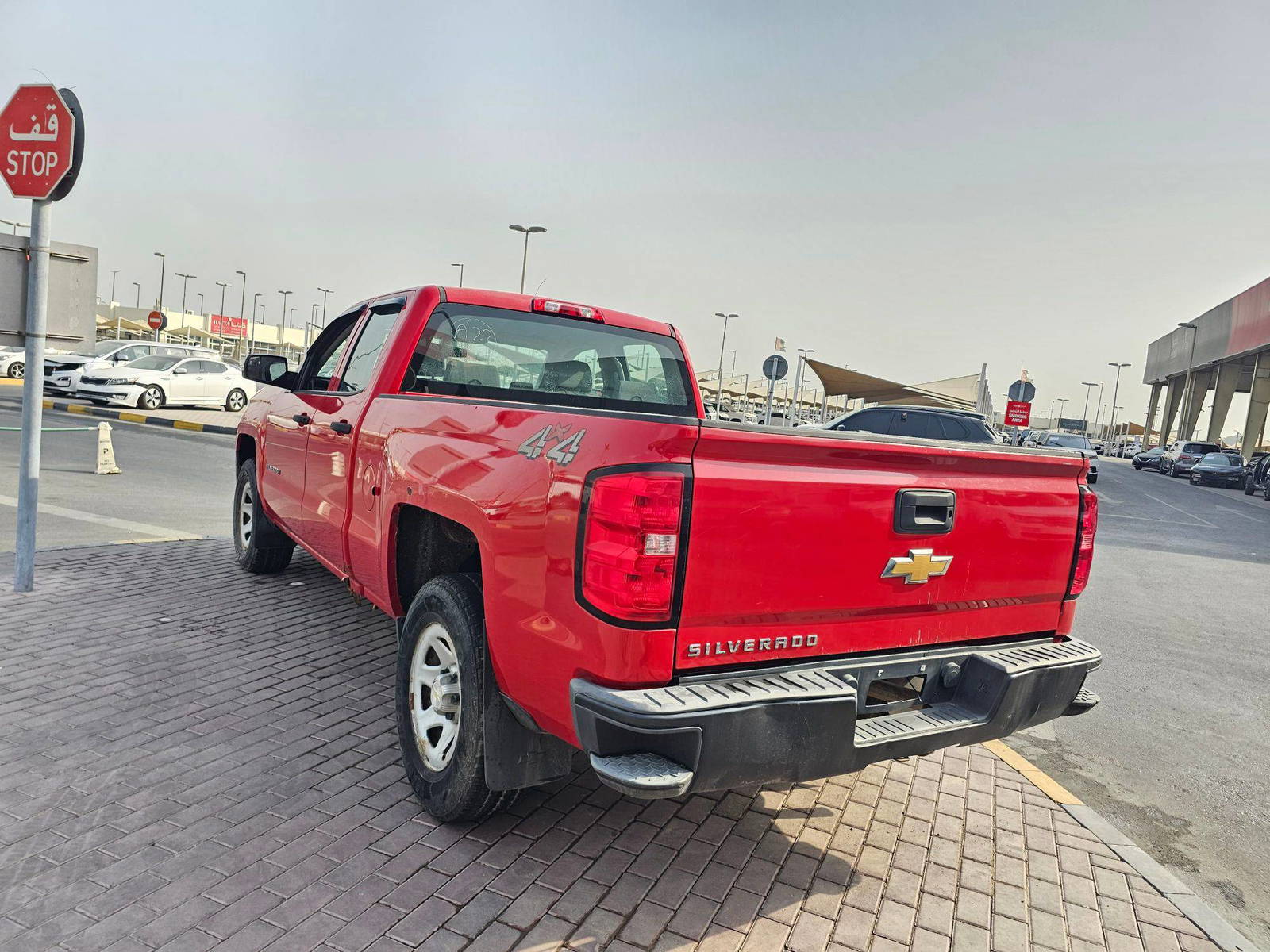 2015 CHEVROLET SILVERADO — 243862 Miles — Lot EH1FZ201725 — Souq - Marhaba Auctions Used Cars - Image 5