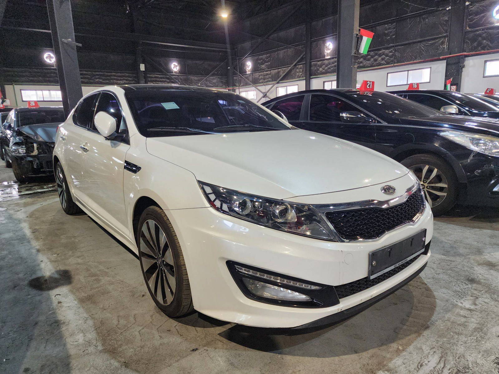 2011 KIA K5 — 223914 KM — Lot 110739 — Al Quoz - Marhaba Auctions Used Cars - Image 6