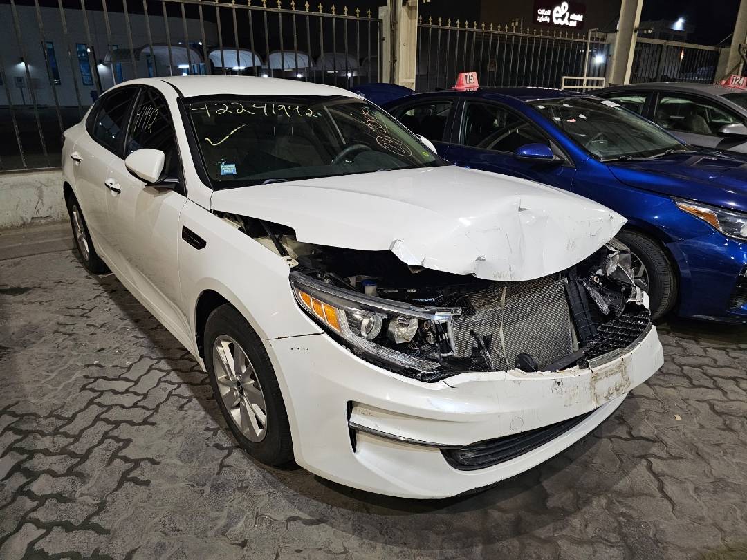 2018 KIA OPTIMA — 72453 Miles — Lot 42241942 — Main - Marhaba Auctions Used Cars - Image 4