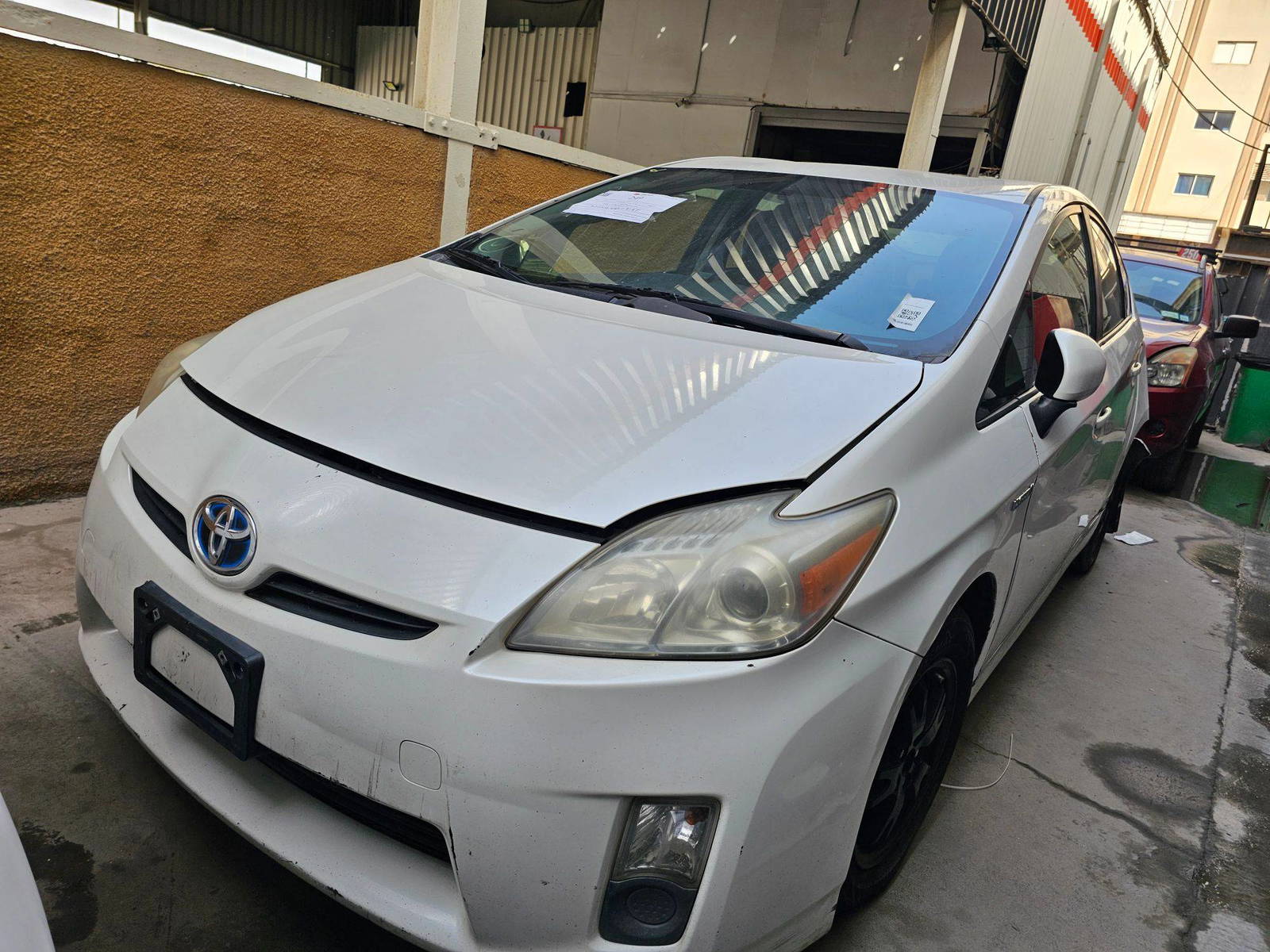 2011 TOYOTA PRIUS — 194821 Miles — Lot B0311330 — Main - Marhaba Auctions Used Cars - Image 4