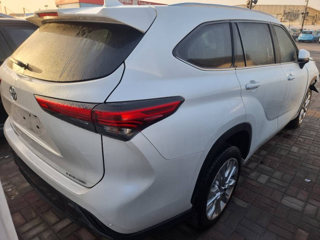 2023 TOYOTA HIGHLANDER — 107226 Miles — Lot S007553 — Ind. 12 - Marhaba Auctions Used Cars - Image 5