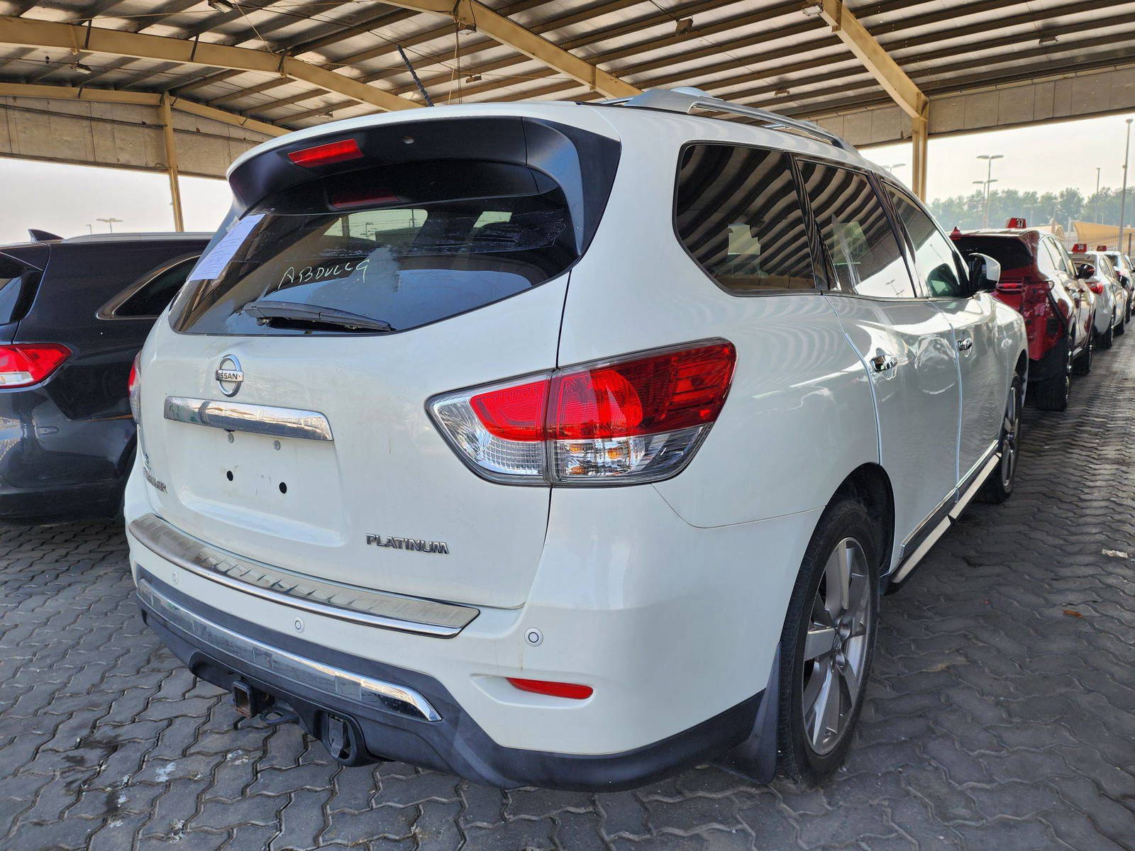 2013 NISSAN PATHFINDER — 168000 Miles — Lot 56092854 — Souq - Marhaba Auctions Used Cars - Image 3